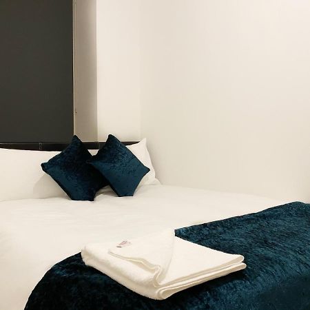 Cozy Nights - Ibrox Street Apartment Glasgow Bagian luar foto